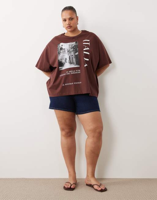 ASOS DESIGN Curve – Chokladbrun t-shirt i oversized fit med 'Italia'-tryck, 2 av 4