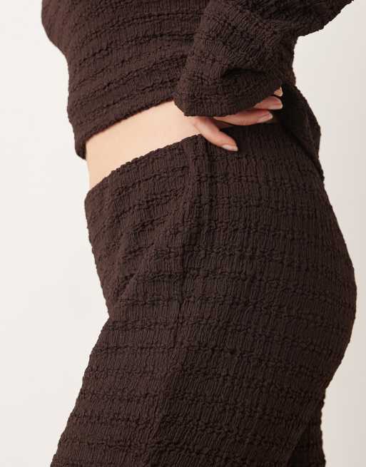 ASOS DESIGN Curve – Chokladbruna, utsvängda byxor med textur och hög midja, del av set, 5 av 5