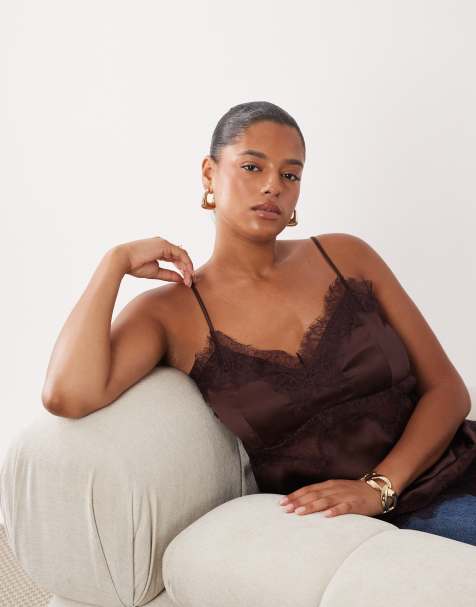 ASOS DESIGN Curve - Chokoladebrun longline cami-top i satin med blondekant - view 1