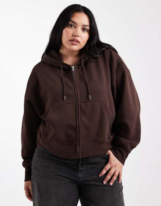 ASOS DESIGN Curve - Chokoladebrun og cropped hættetrøje med lynlås og børstet inderside, 3 af 4