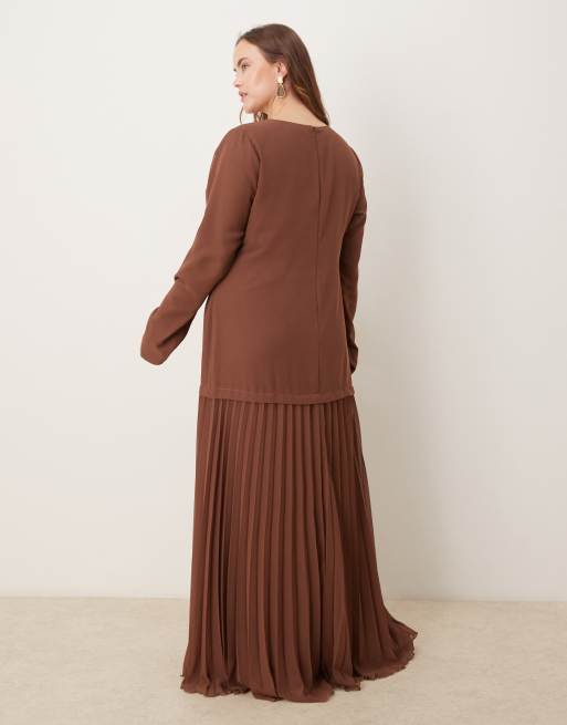 ASOS DESIGN Curve - Chokoladebrun og langærmet kjole med plisseret maxinederdel, 3 af 4