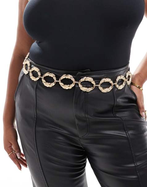 ASOS DESIGN Curve chunky textured chain link belt in gold - view 1
