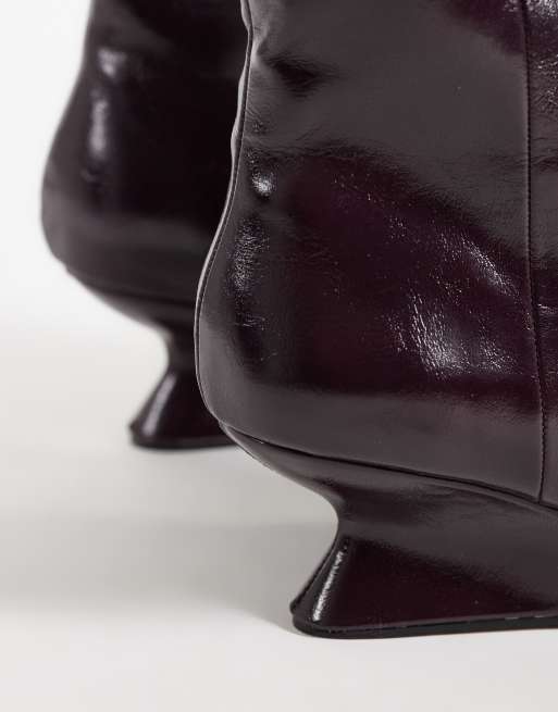 ASOS DESIGN Curve Cinder wedge pull on knee boots in burgundy, 3 of 4