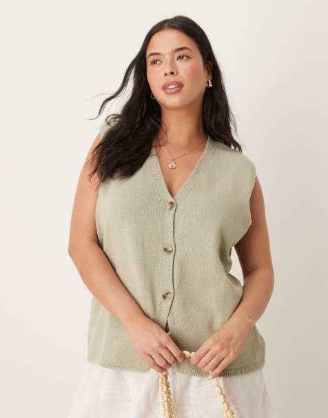 ASOS DESIGN Curve clean knit relaxed fit vest in khaki green - view 1