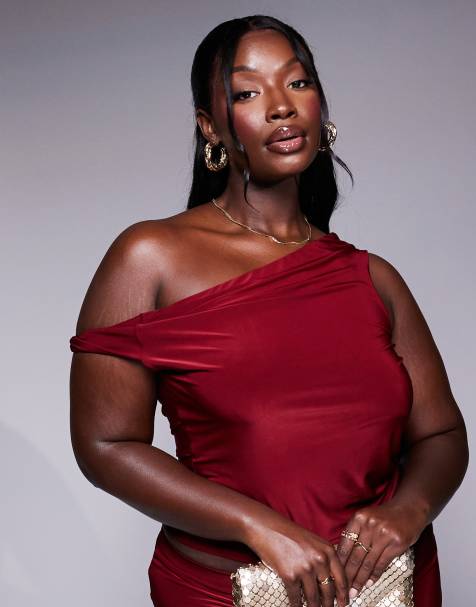ASOS DESIGN Curve co-ord slinky twist off shoulder top in burgundy - view 1