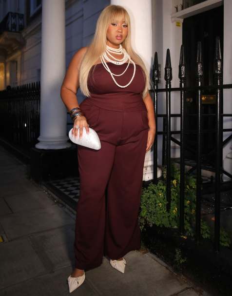 ASOS DESIGN Curve co-ord smart wide leg trousers in burgundy