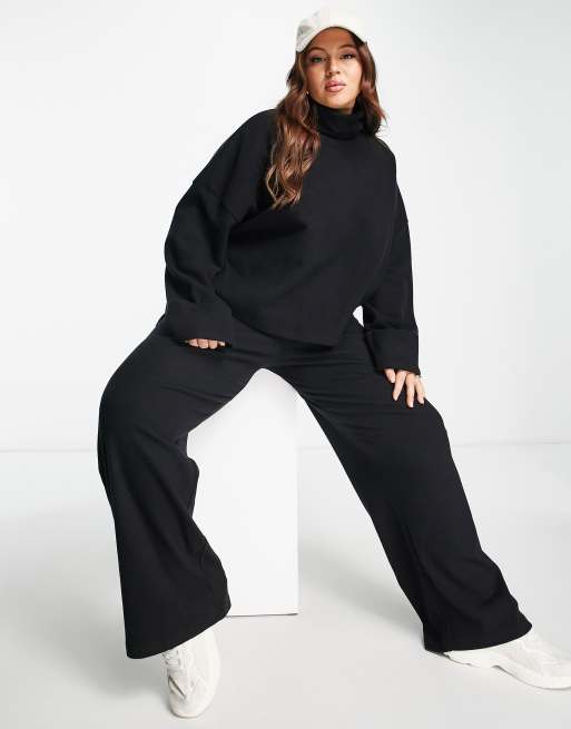 ASOS DESIGN Curve co-ord super soft roll neck jumper with cuff detail in black, 4 of 4