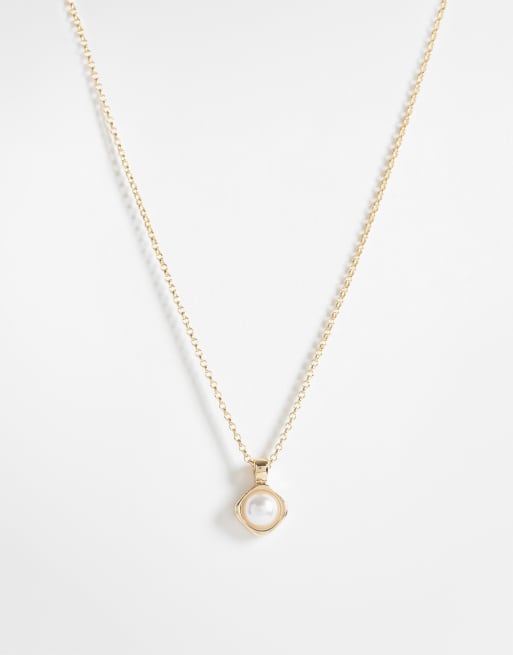 ASOS DESIGN Curve collana con pendente in perla sintetica color oro, 1 di 4