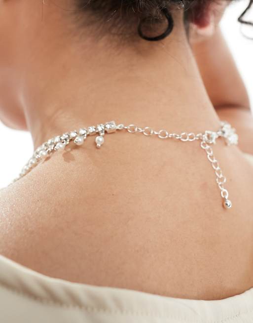 ASOS DESIGN Curve - Collarino argentato con perle sintetiche e cristalli incastonati, 3 di 4