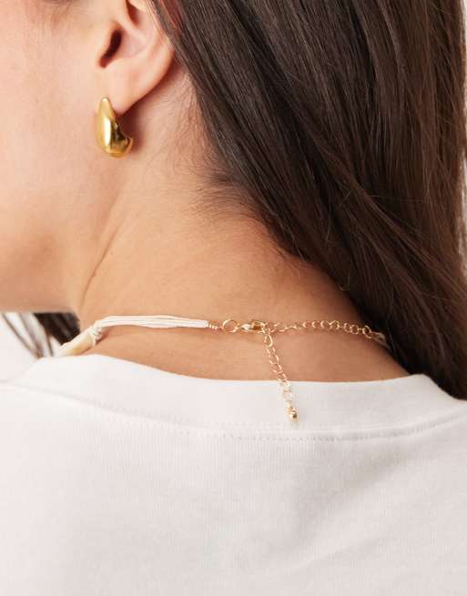 ASOS DESIGN Curve - Collier ras de cou avec coquillages fantaisie - Neutre, 3 de 3