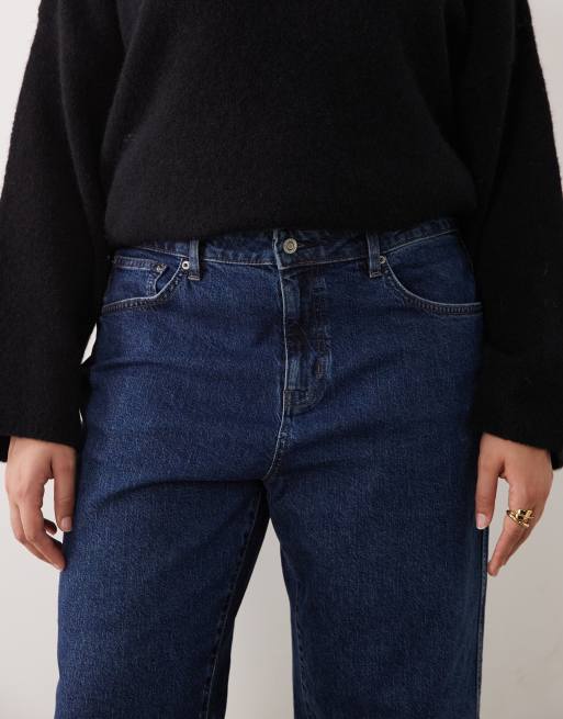 ASOS DESIGN Curve comfort stretch straight leg jean in mid blue, 4 of 5