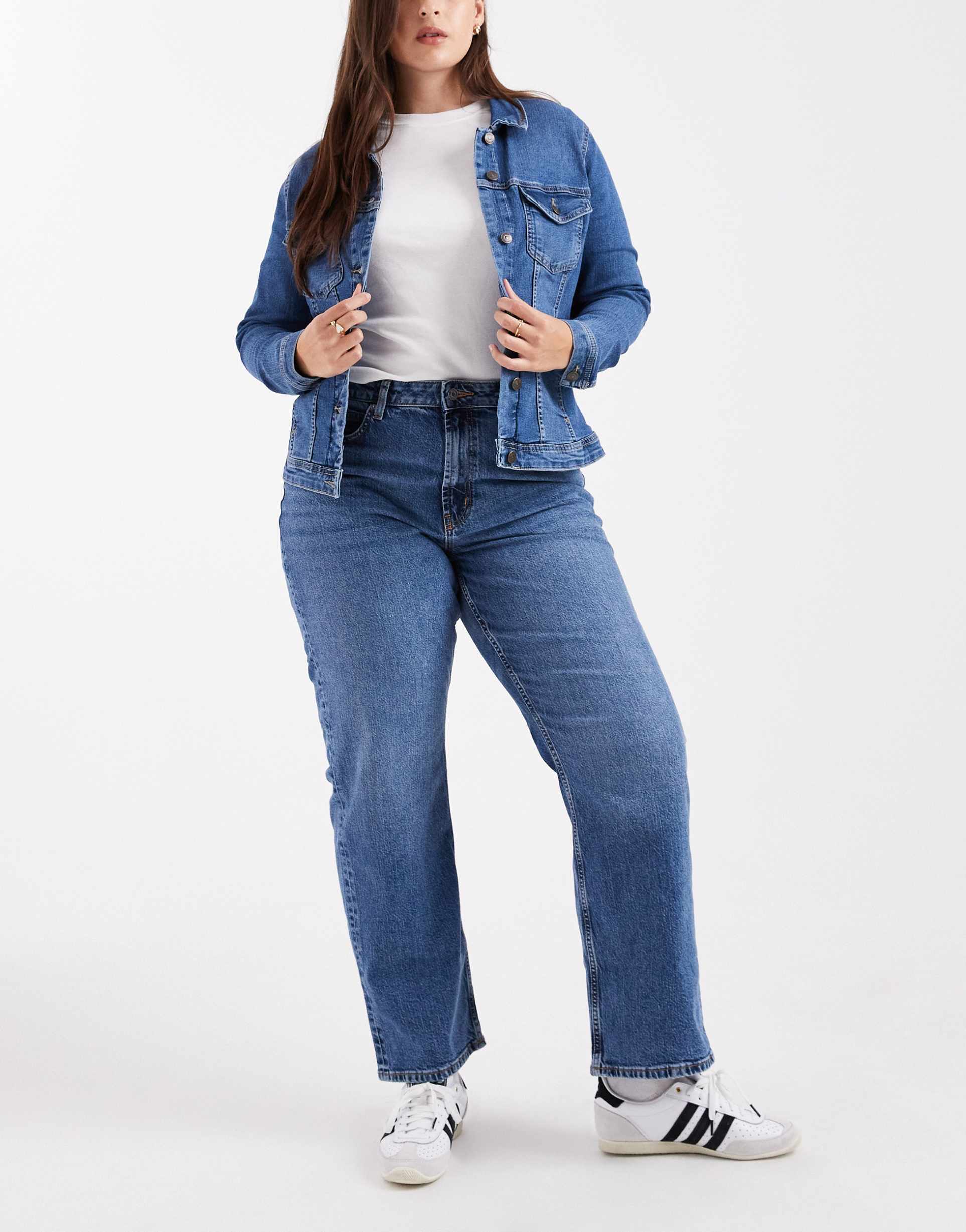 asos design curve comfort stretch straight leg jeans in authentic mid blue