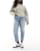 Thumbnail 1 van 5