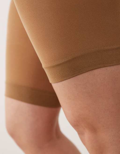 ASOS DESIGN Curve - Confezione da 2 pantaloncini anti-sfregamento oro bronzo, 2 di 3
