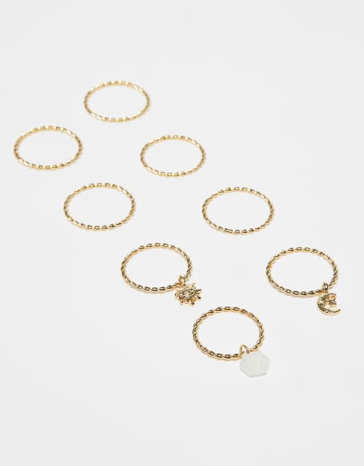 ASOS DESIGN Curve - Confezione multipack di anelli color oro con ciondoli