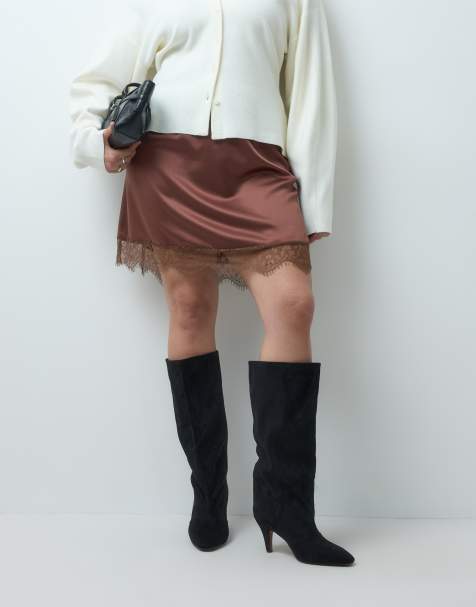 ASOS DESIGN Curve Contessa cone heel slouch knee boots in black suedette - view 1