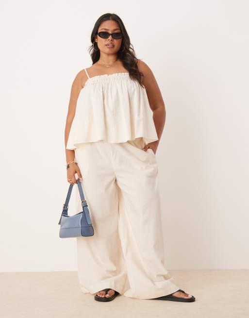 ASOS DESIGN Curve - Coordinato color crema con canottiera arricciata e pantaloni con vita arricciata