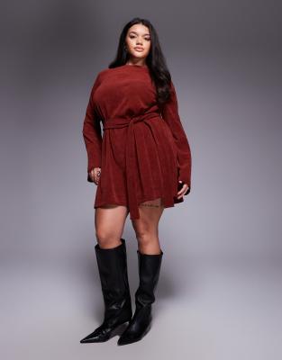 ASOS DESIGN Curve - Cord-Minikleid in Burgunderrot mit ausgestellten Ärmeln und Bindegürtel-Grün