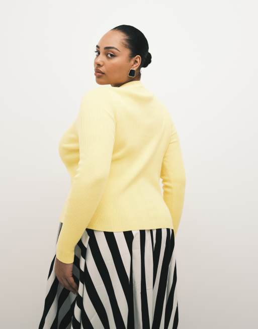 ASOS DESIGN Curve cotton blend wide scoop cardigan in buttermilk, 3 of 4