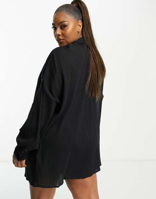 ASOS DESIGN Curve cotton crinkle beach shirt cover-up in black, 2 of 4