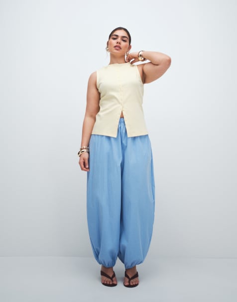 ASOS DESIGN Curve cotton nylon blend pull on balloon pants in blue - view 1