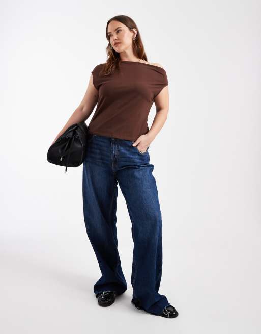ASOS DESIGN Curve cotton off shoulder top in chocolate, 3 of 4