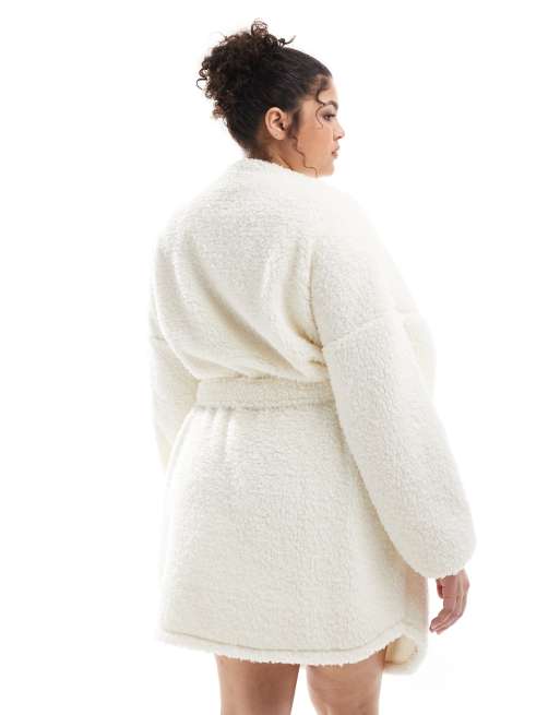 ASOS DESIGN Curve - Cremehvid cardigan-badekåbe i blødt fleece, 2 af 4