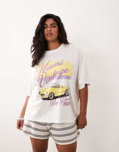 ASOS DESIGN Curve - Cremehvid oversized T-shirt med vintage bilgrafik - view 1