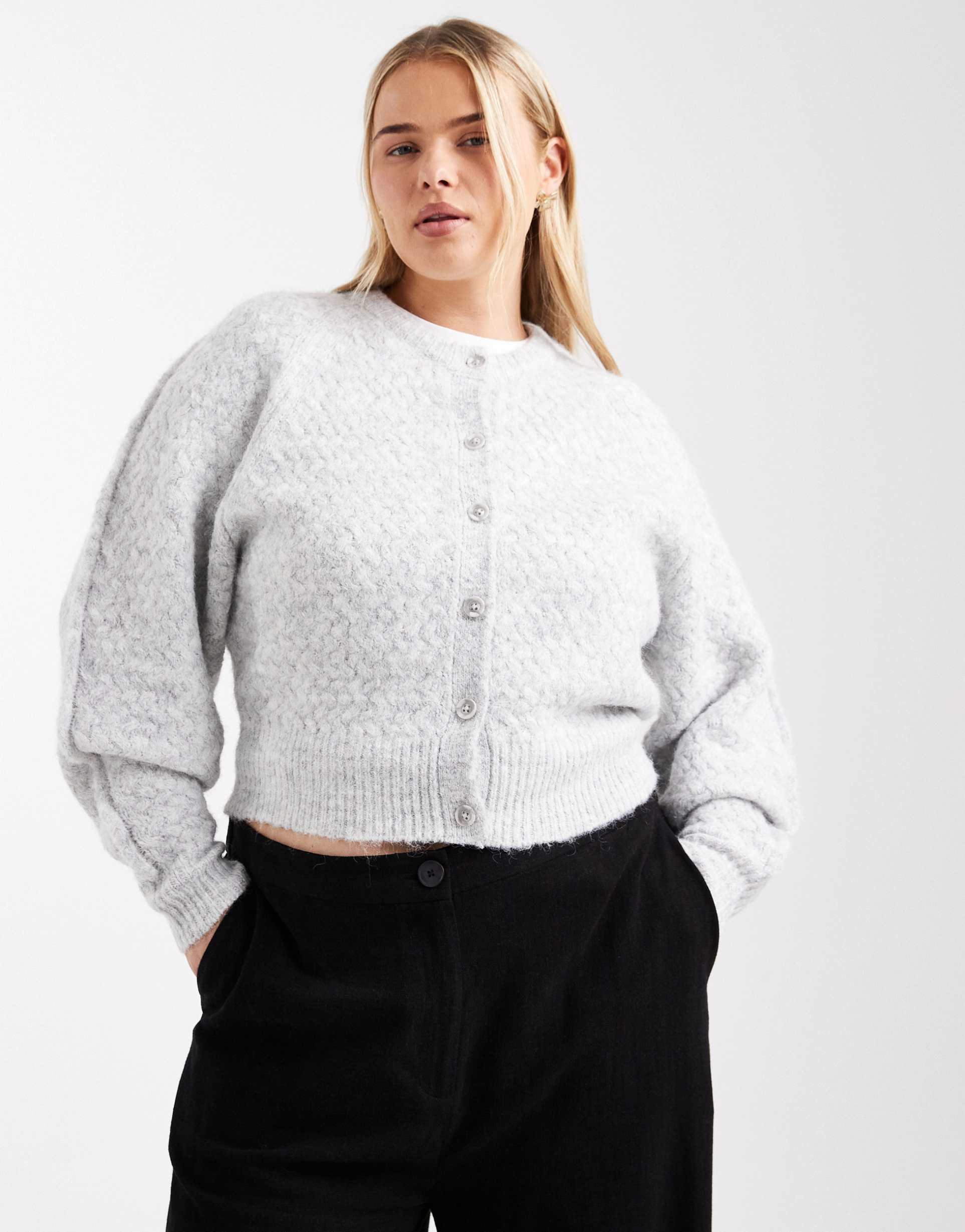 asos design curve crew neck cardigan with stitch detail in light gray