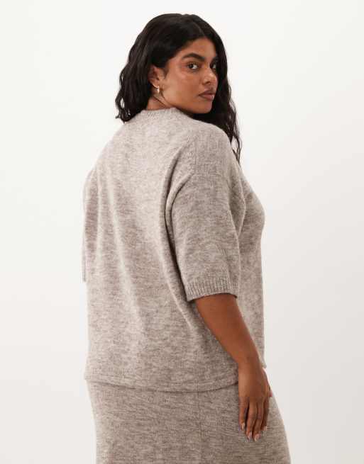 ASOS DESIGN Curve crew neck knitted t shirt with wool co ord in marshmallow, 3 of 4