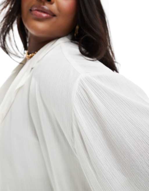ASOS DESIGN Curve crinkle beach shirt in white - part of a
