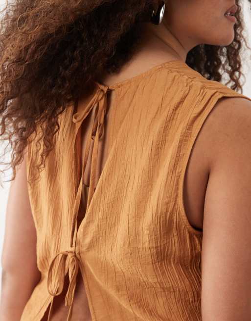ASOS DESIGN Curve crinkle shell top in ginger, 3 of 4