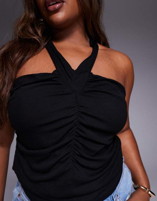 ASOS DESIGN Curve - Crop top sinuoso nero allacciato al collo con arricciature, 3 di 4