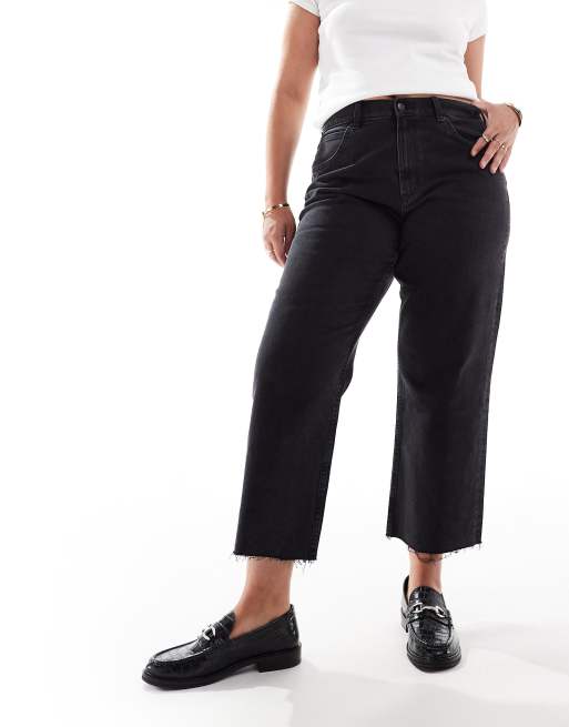 Black cropped straight leg jeans discount