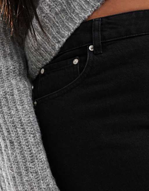 ASOS DESIGN Curve cropped comfort stretch straight leg jeans in black
