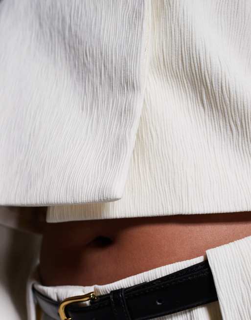 ASOS DESIGN Curve cropped textured blazer in cream - part of a set, 4 of 4