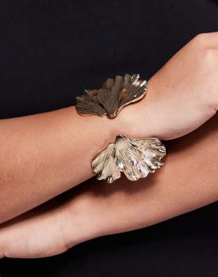 ASOS Curve ASOS DESIGN Curve cuff bracelet with textured petal detail in gold tone