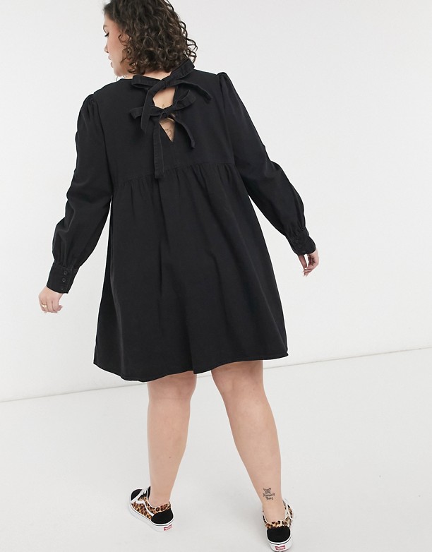  Aberdeen ASOS DESIGN Curve – Czarna luźna sukienka z miękkiego denimu z bufkami i efektem sprania W kolorze spranej czerni
