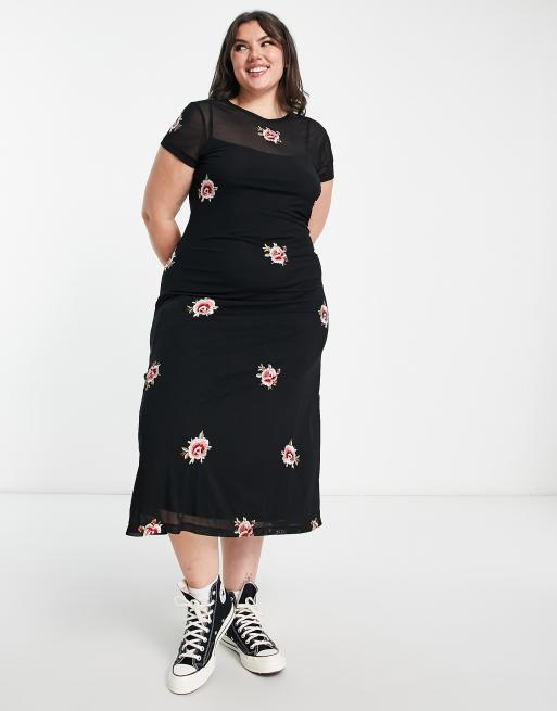 ASOS DESIGN Curve – Czarna sukienka midi z siateczki w haftowany kwiatowy wzór 