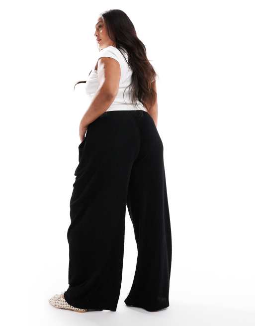 ASOS DESIGN Curve – Czarne fakturowane spodnie z szerokimi nogawkami, 3 z 5