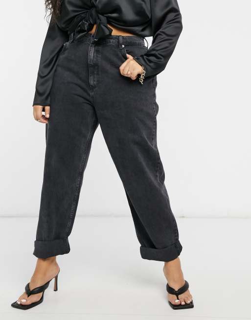 ASOS DESIGN Curve – Czarne luźne mom jeans z podwyższonym stanem, 4 z 4