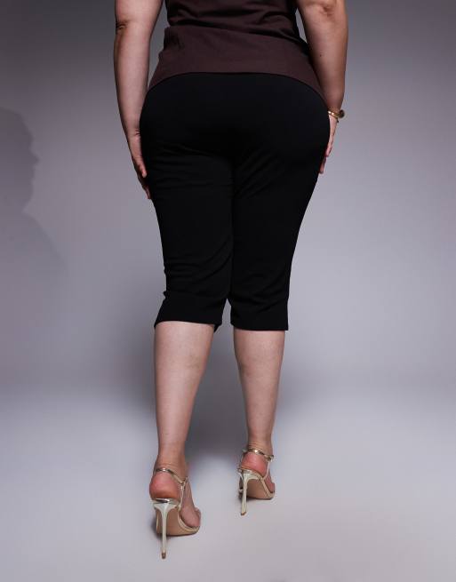 ASOS DESIGN Curve – Czarne spodnie capri z rozcięciem z boku, 3 z 5