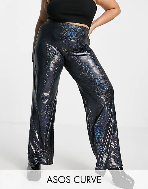 Women Curve dad trouser in holographic black 