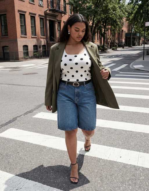 ASOS DESIGN Curve denim bermuda short in mid blue, 11 of 12