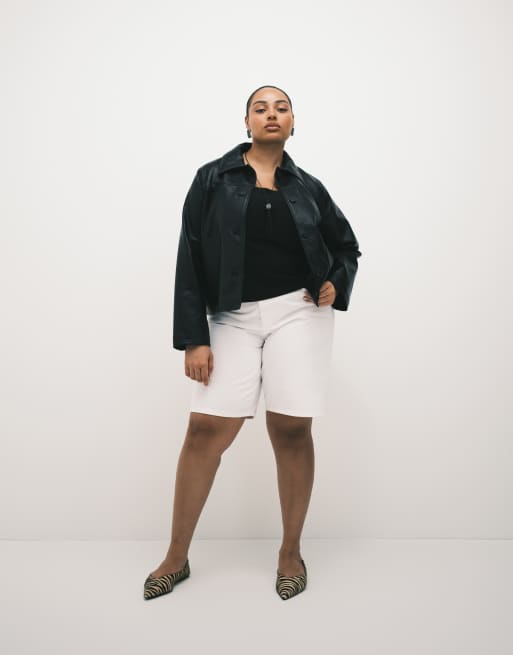 ASOS DESIGN Curve denim bermuda shorts in white, 5 of 5