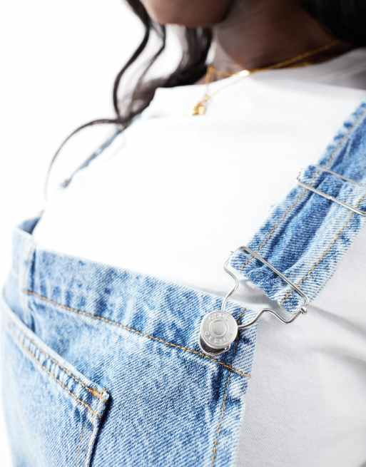 ASOS DESIGN Curve denim dungaree dress in midwash blue, 2 of 4