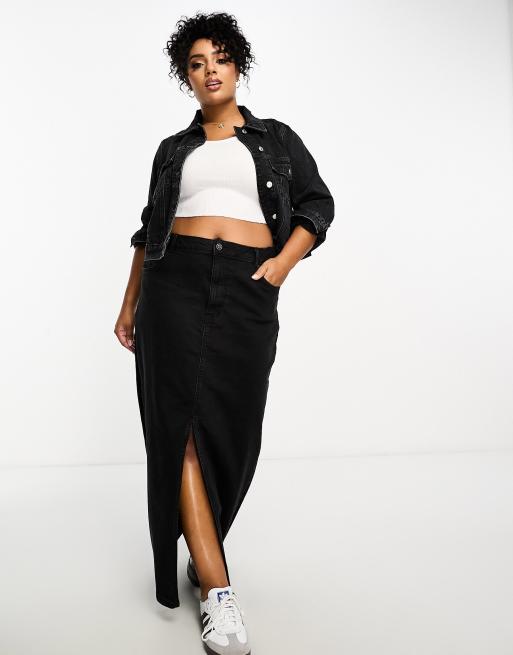 ASOS DESIGN Curve denim maxi skirt with split hem in washed black