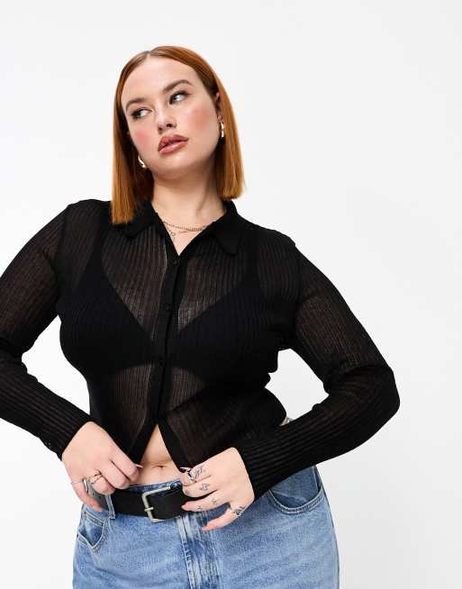 ASOS DESIGN Curve - Doorschijnende gebreide top met knoopsluiting en kraagje in zwart