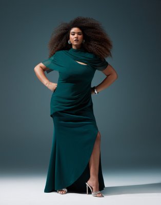 ASOS DESIGN Curve - Drapiertes Premium-Maxikleid aus Netzstoff in Tannengrün mit Schulterpolstern