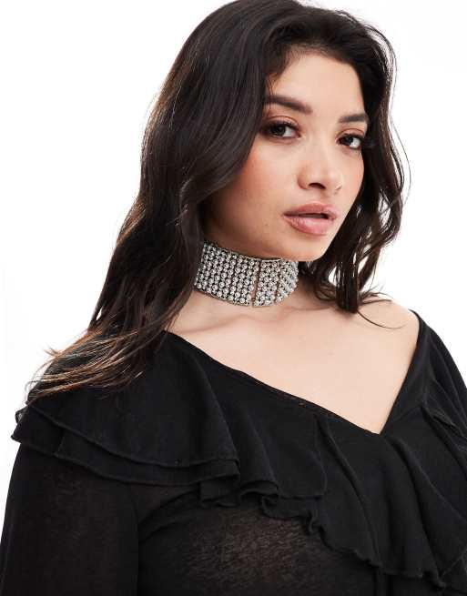 ASOS DESIGN Curve - Édition limitée - Collier ras de cou à perles fantaisie et chaîne à strass - Argenté